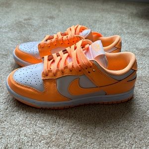 Nike Dunk Peach Cream